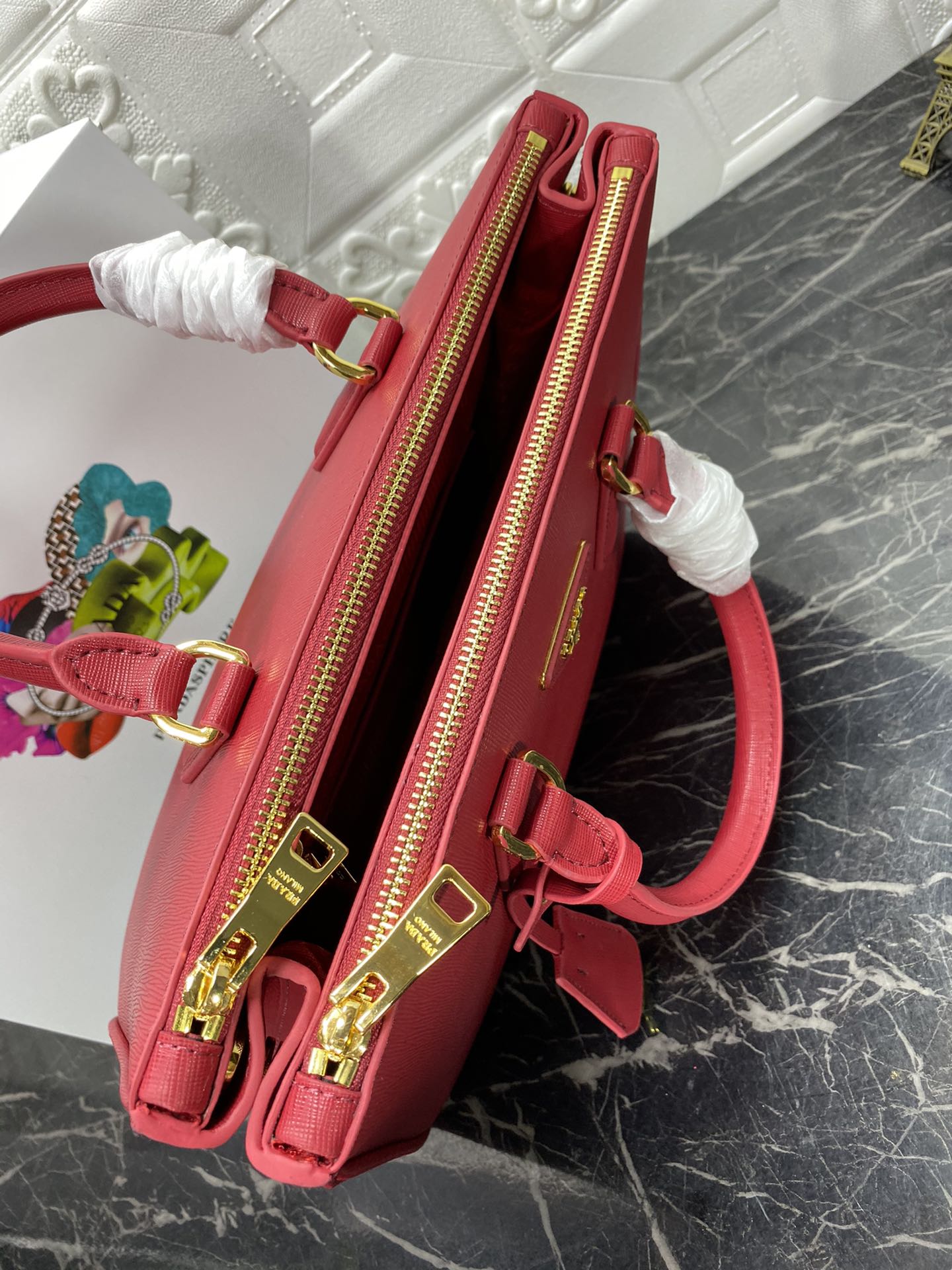 PRADA GALLERIA 32 BAG IN CHERRY RED SAFFIANO LEATHER