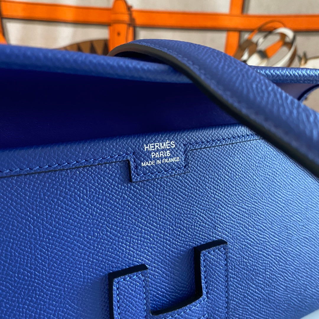 HERMES JIGE ELAN 29 CLUTCH IN COBALT BLUE CALFSKIN