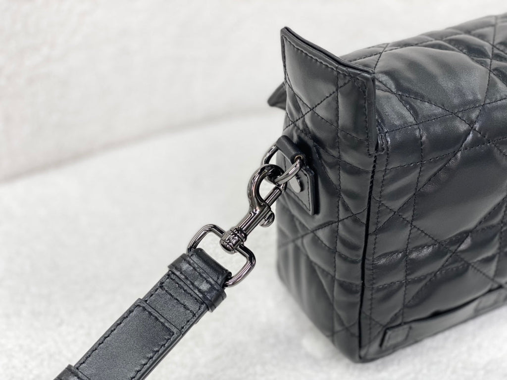 DIOR SMALL CAMP BAG 23 IN BLACK CALFSKIN