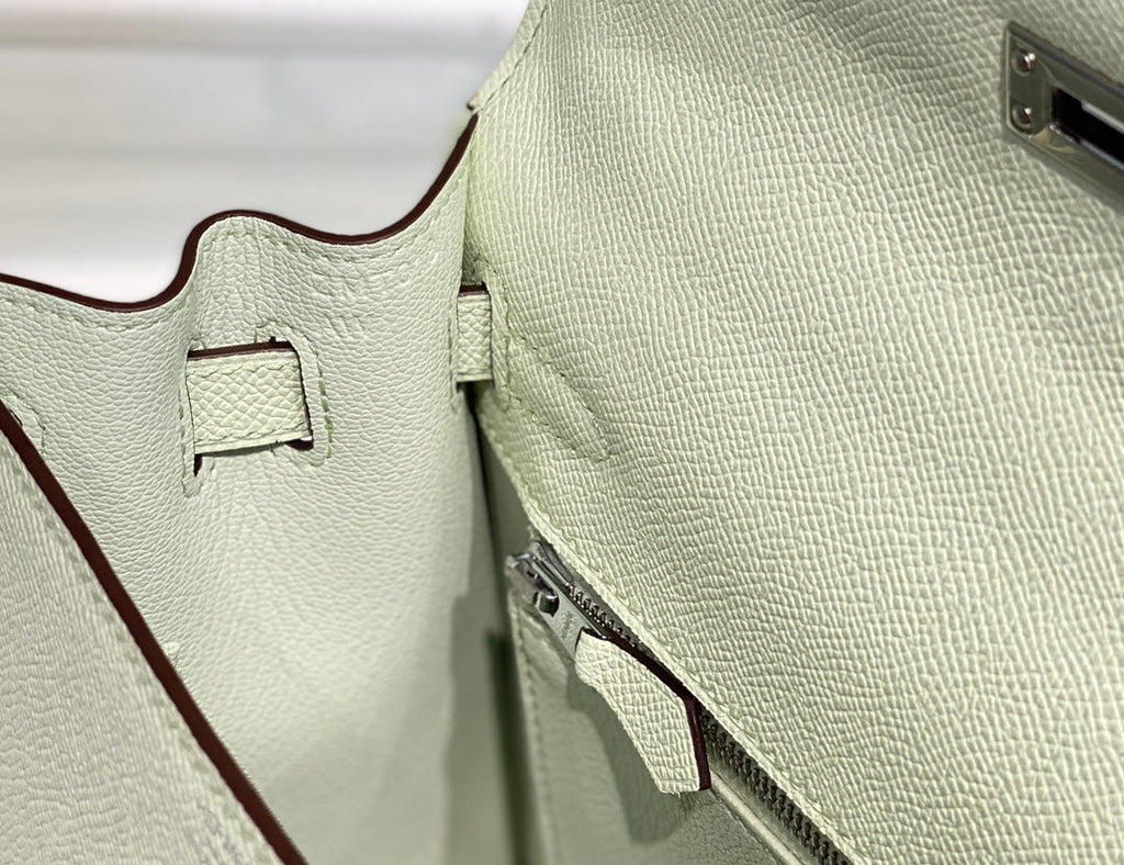 HERMES KELLY 28CM IN VERT FIZZ SWIFT CALFSKIN SILVER HARDWARE