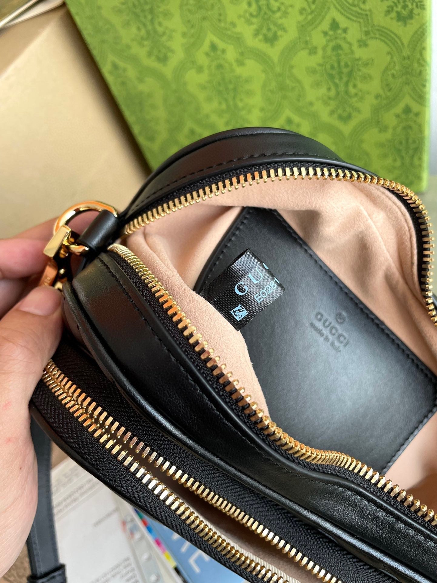 GUCCI MARMONT HEART BAG 20 IN BLACK CALFSKIN GOLD HARDWARE