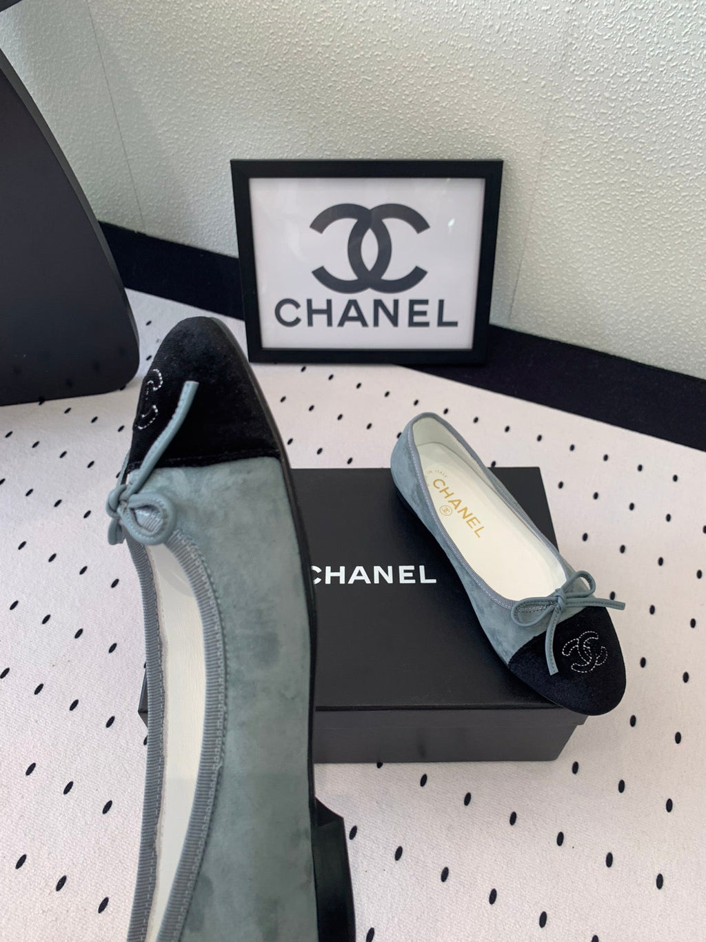 CHANEL BALLET FLAT ICEBERG BLUE MIX BLACK VELVET