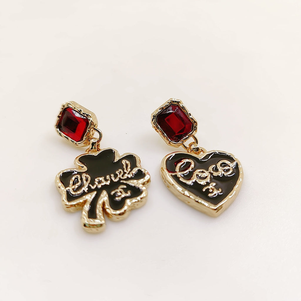 18K  Chanel Heart Earrings
