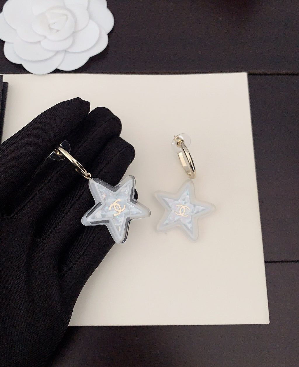 18K  Chanel Star Earrings