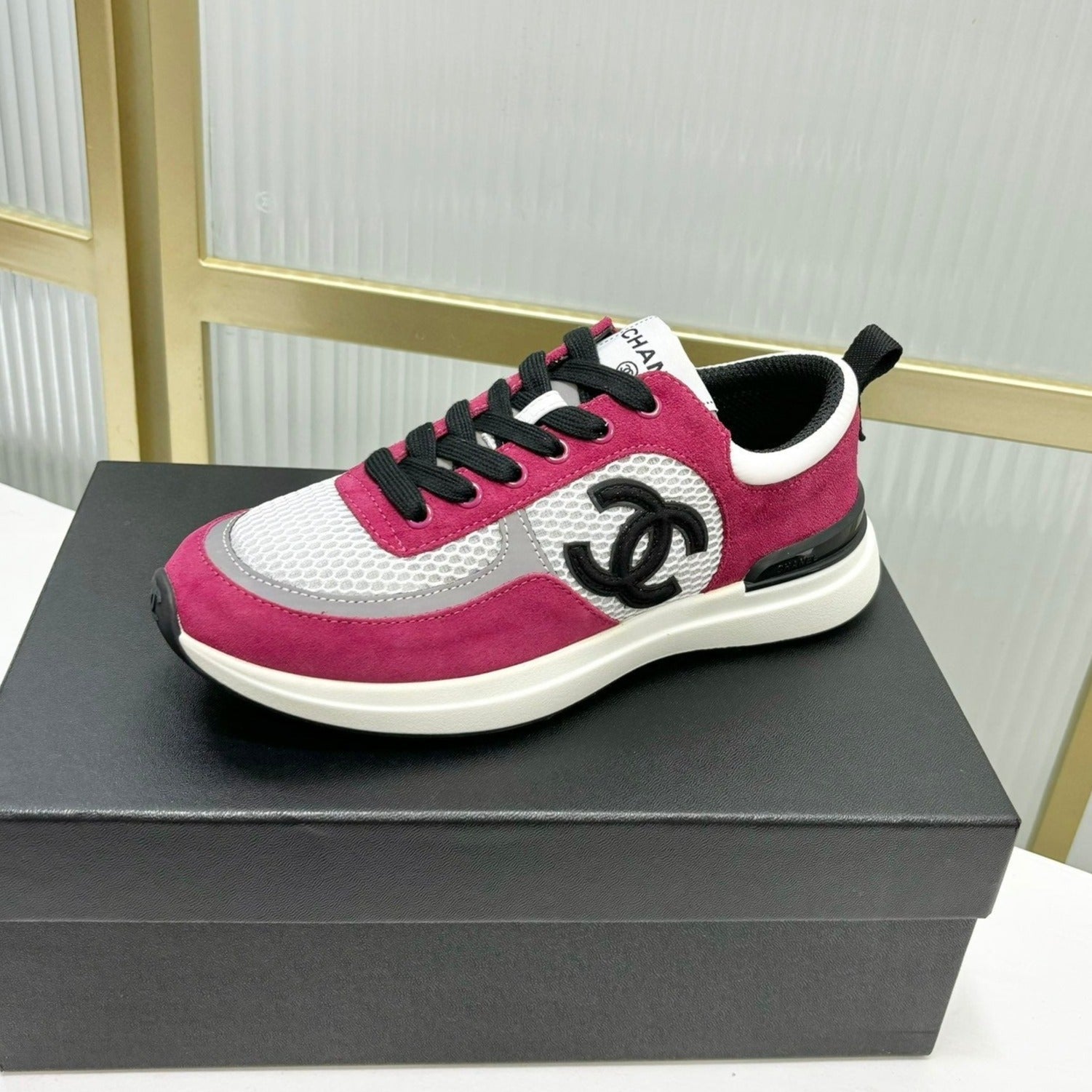 CHANEL SNEAKER IN BARBIE PINK SUEDE AND GREY BREATHABLE MESH