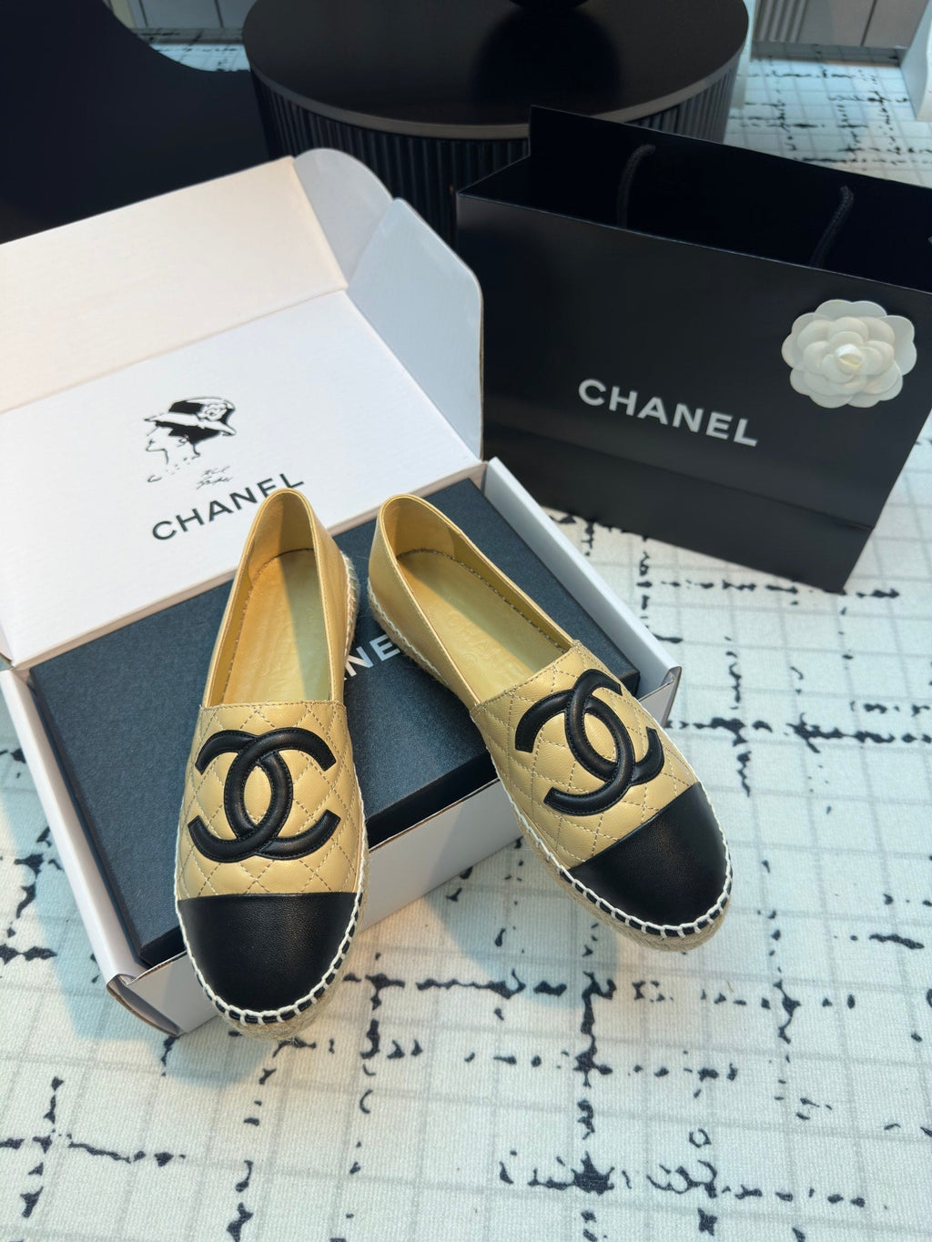 CHANEL ESPADRILLES LOAFERS IN YELLOW MIX BLACK LAMBSKIN