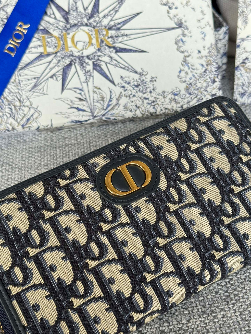 DIOR MONTAIGNE VOYAGEUR LONG WALLET 20 IN BLACK MONOGRAM OBLIQUE JACQUARD