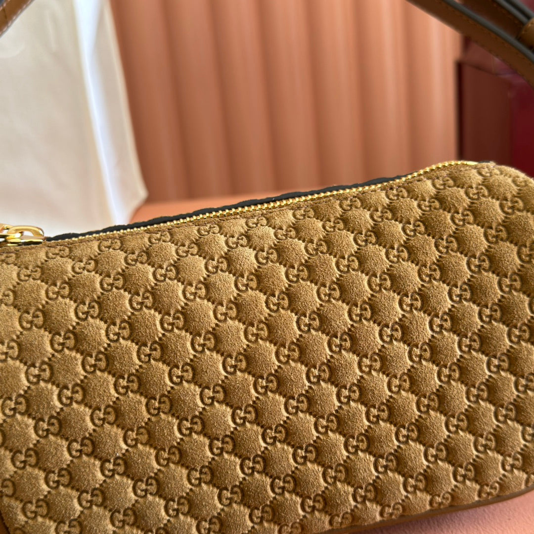 GUCCI 26S SHOULDER BAG 19 IN BROWN EMBOSSED SUEDE