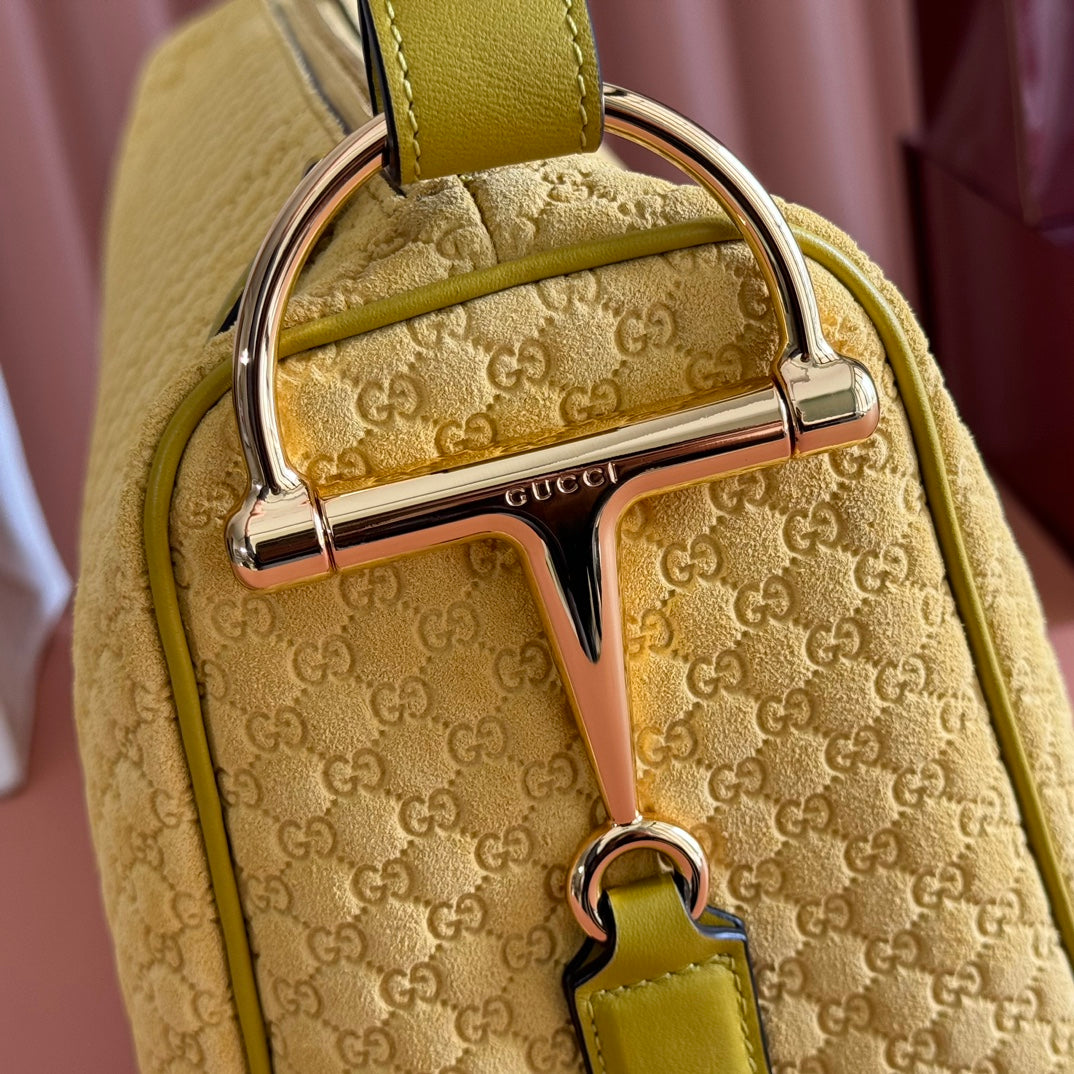 GUCCI 26S SHOULDER BAG 38 IN YELLOW EMBOSSED SUEDE