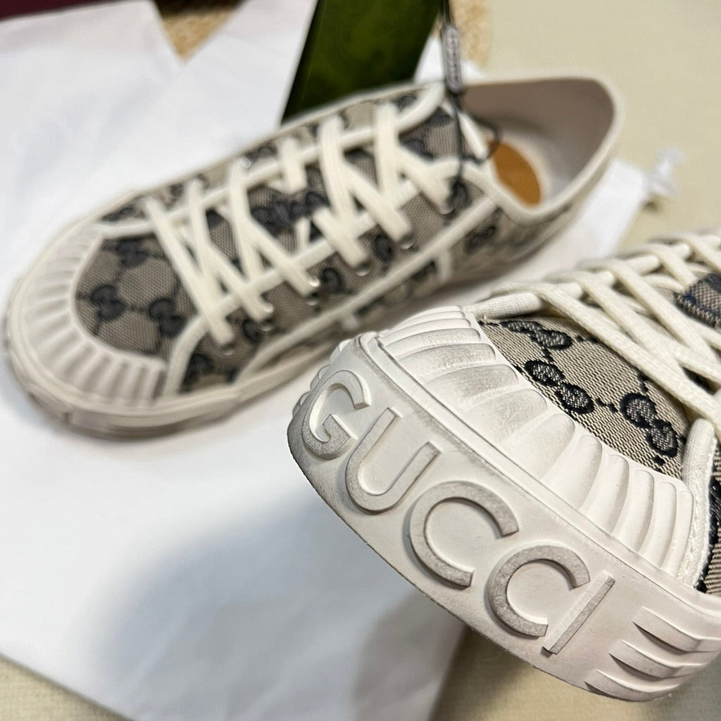 GUCCI Sneaker Julio Canvas  Sneakers Black Caro