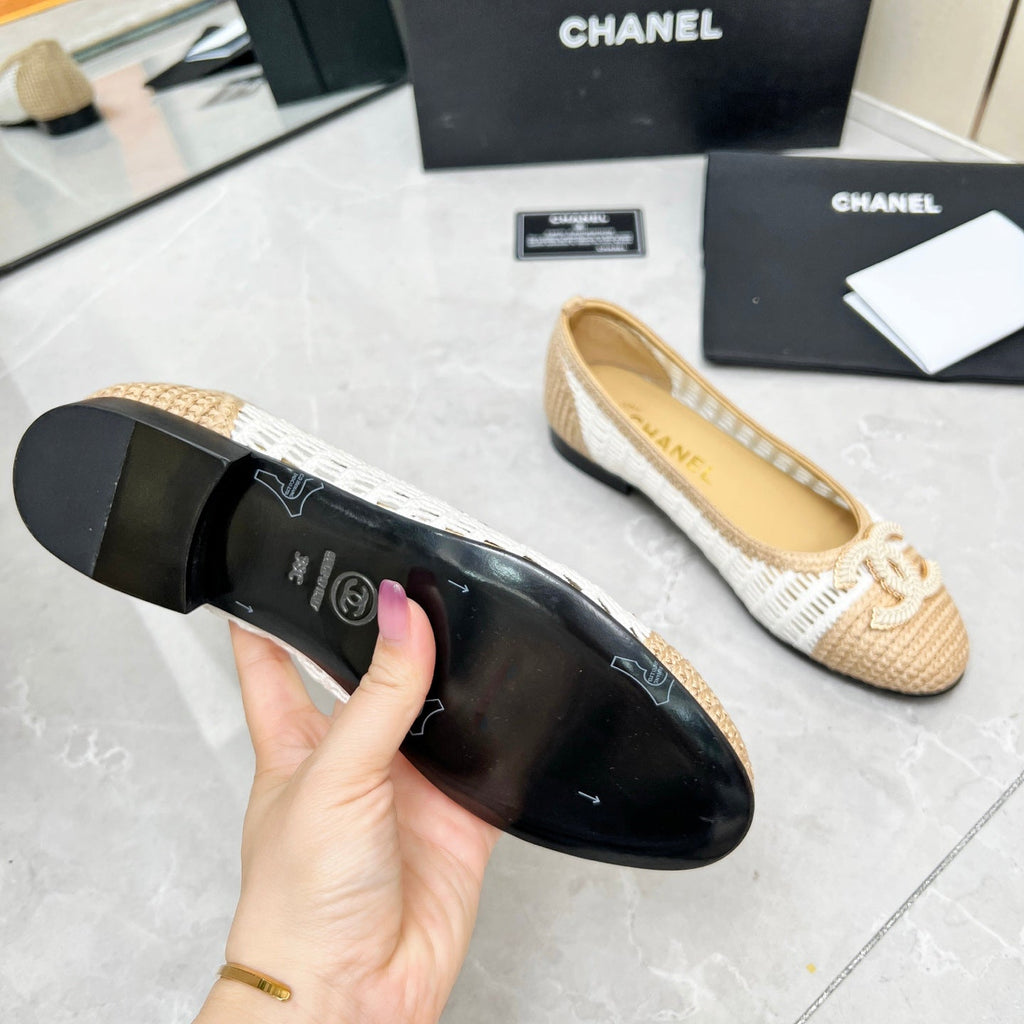 CHANEL BALLET FLAT 10 MM IN WHITE MIX BEIGE RAFFIA