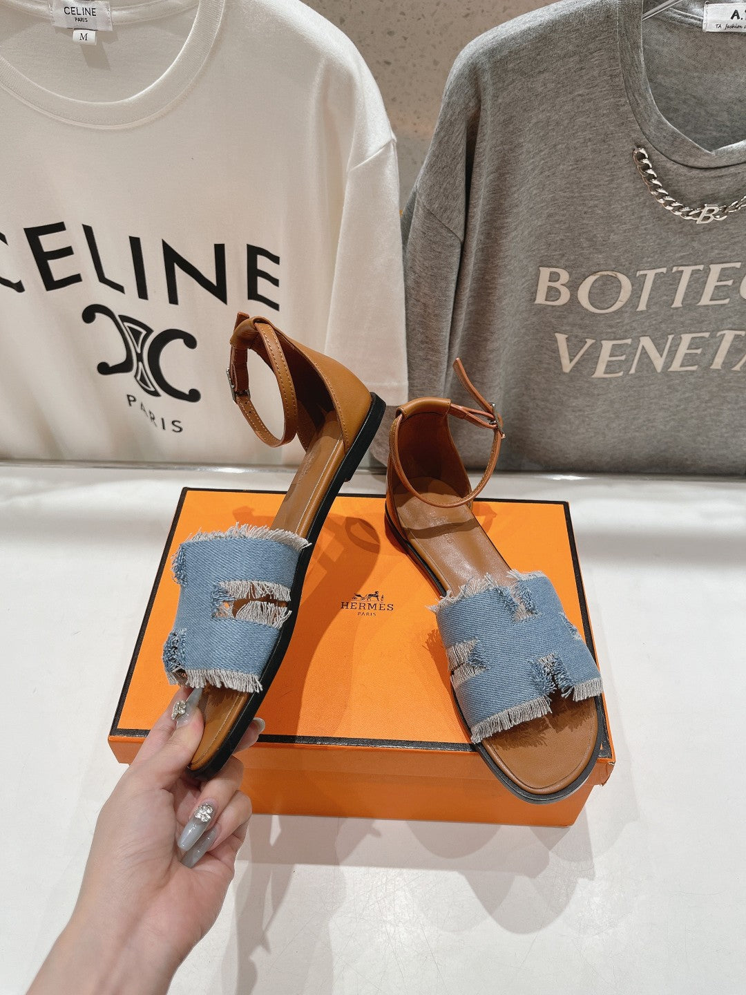 HERMES SANTORINI SANDAL BLEU CLAIR LAMBSKIN