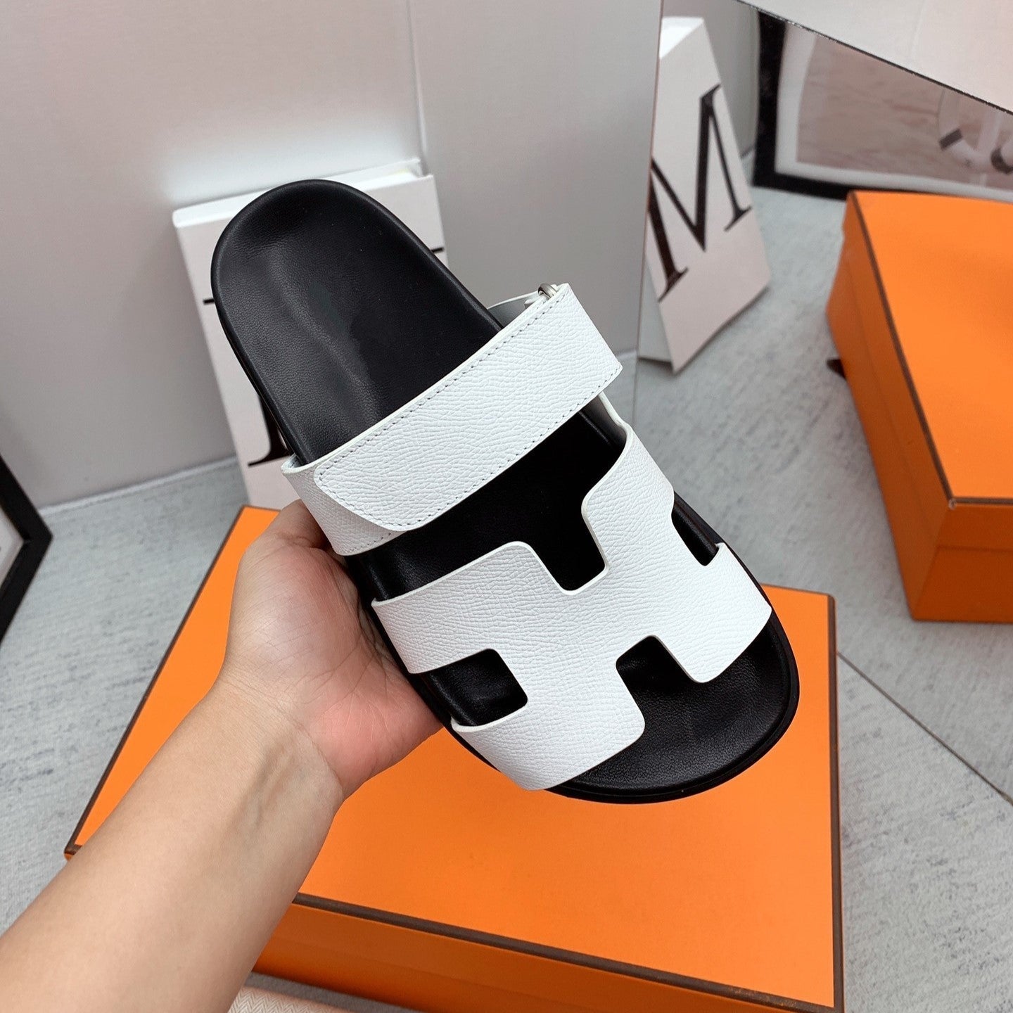 HERMES Chypre Sandal White